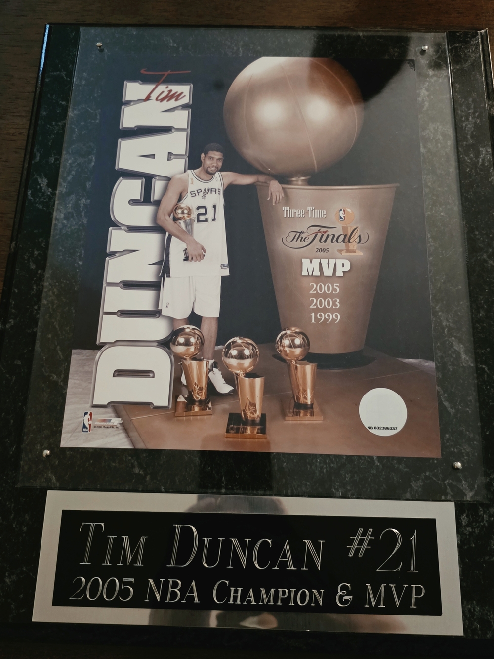 Tim Duncan #21 - 2005 NBA Champion & MVP Plaque - Black Bronze